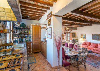 Foto 7 - Quadrilocale Piazza dell'Oca
 
8, Sutri - foto 7