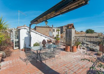 Foto 22 - Quadrilocale Piazza dell'Oca
 
8, Sutri - foto 22