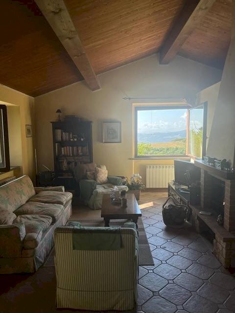 Foto 2 - Casa indipendente frazione Quadro Vocabolo Apparita
 
2, Todi - foto 2