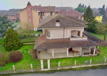 Foto 1 - Villa Castellazzo Bormida - foto 1