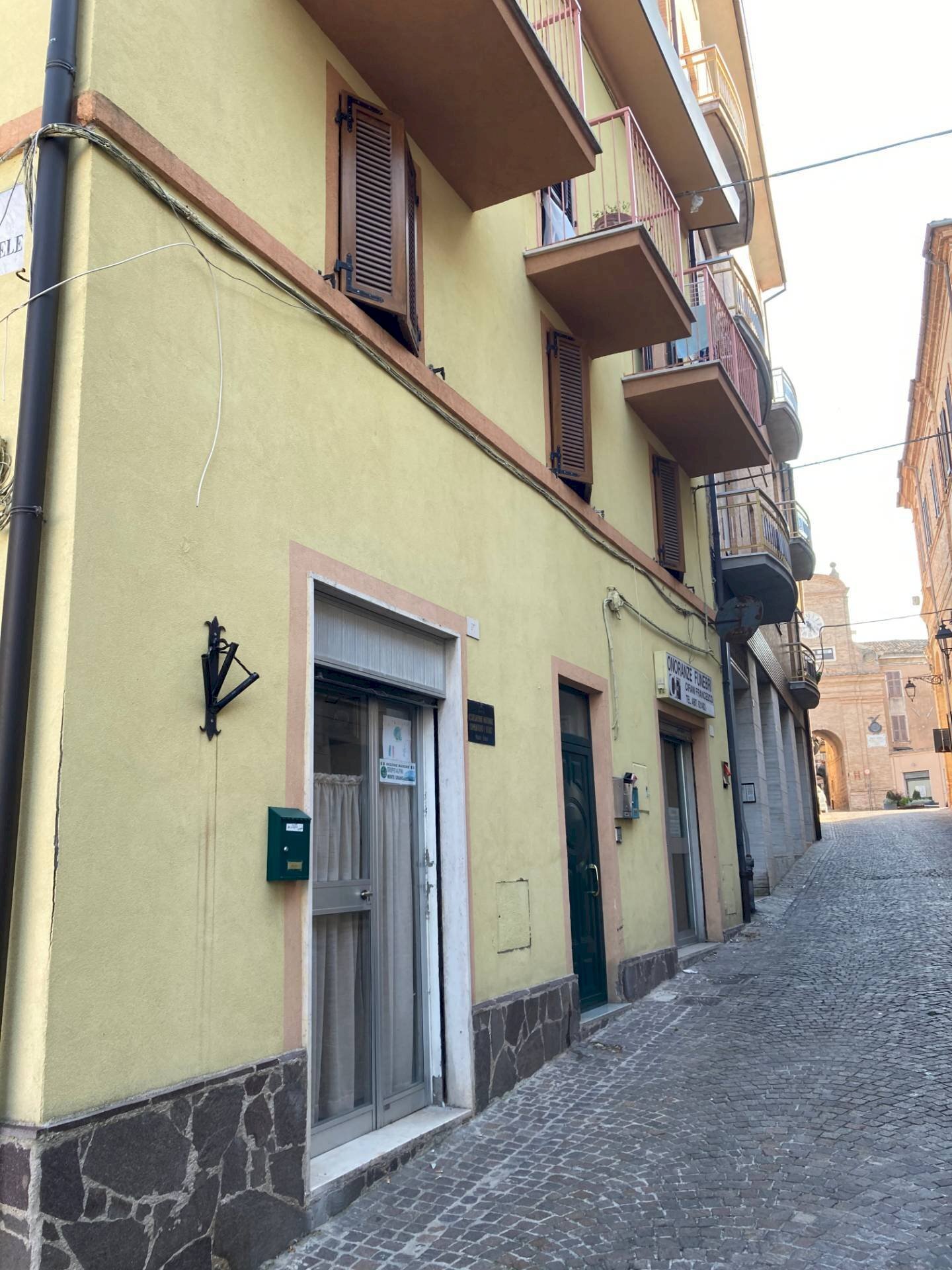 Foto 1 - Attività Commerciale Corso Mazzini
 
37, Monte Urano - foto 1