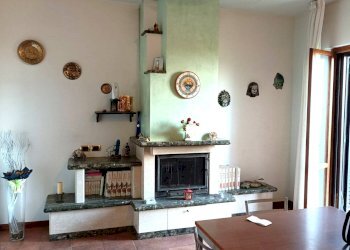 Foto 4 - Casa indipendente Via Menocchia
 
10, Montefiore dell'Aso - foto 4