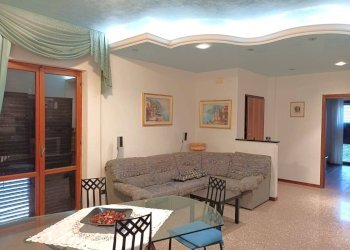 Foto 6 - Casa indipendente Via Menocchia
 
10, Montefiore dell'Aso - foto 6