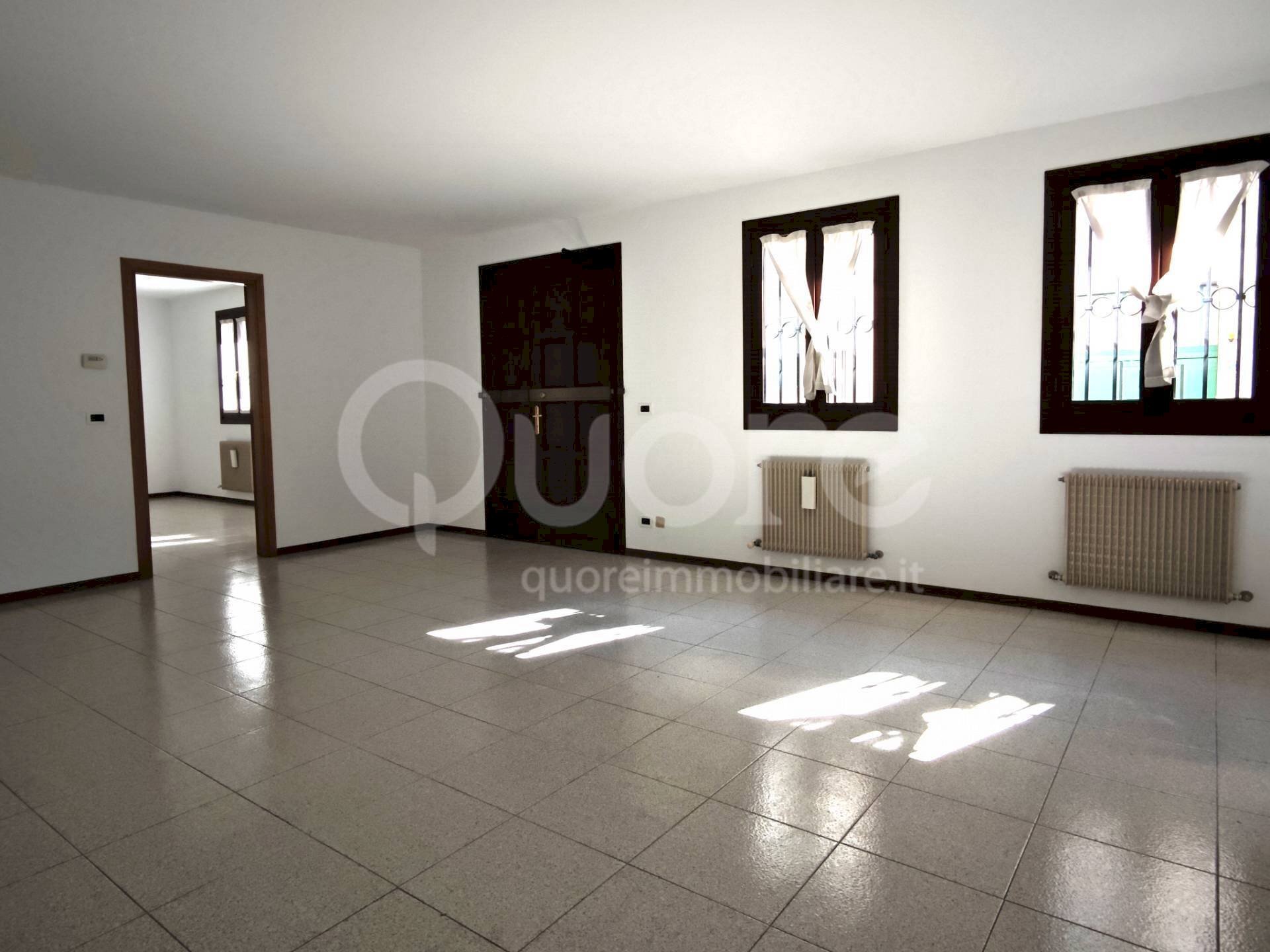 Foto 3 - Office via della vigna
 
33, Udine - photo 3