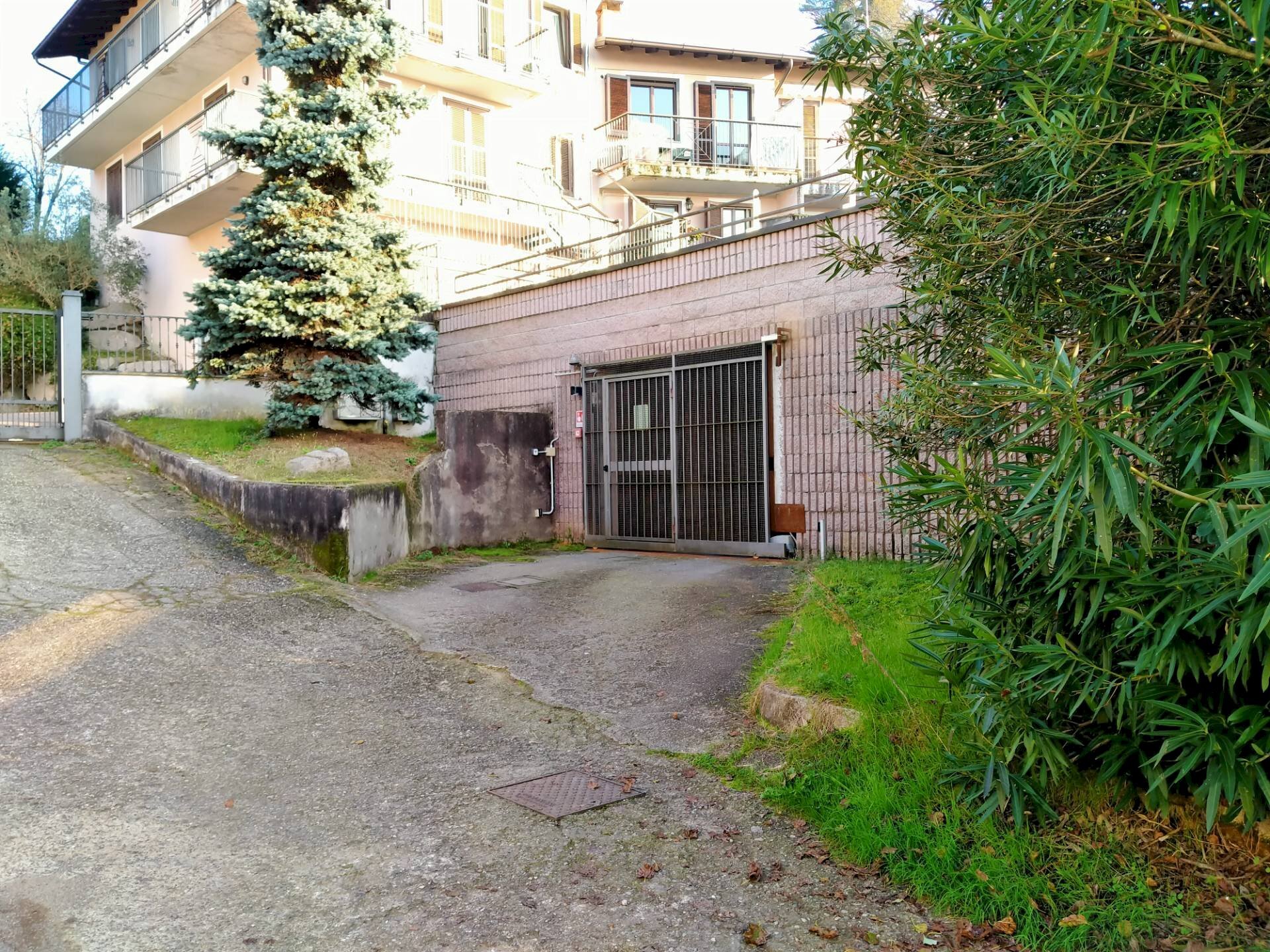 Foto 1 - Box 4 venti
 
15, Malgesso - photo 1