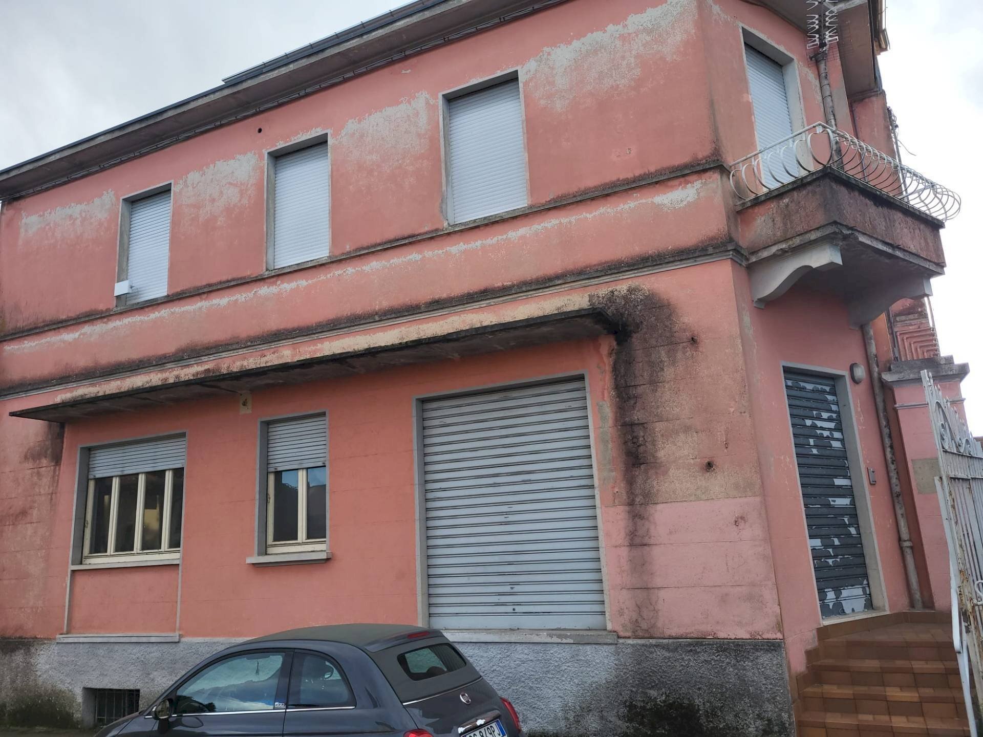 Foto 2 - Negozio manzoni
7, Albizzate - foto 2