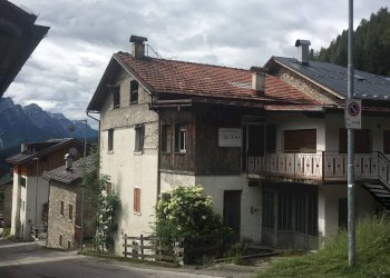 Foto 1 - Laboratory via Col Mao
 
2, Pieve di Cadore - photo 1