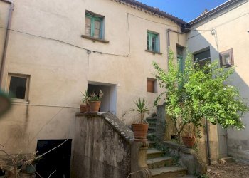 Foto 3 - Rustico Via Salita Purgatorio
 
snc, Prignano Cilento - foto 3