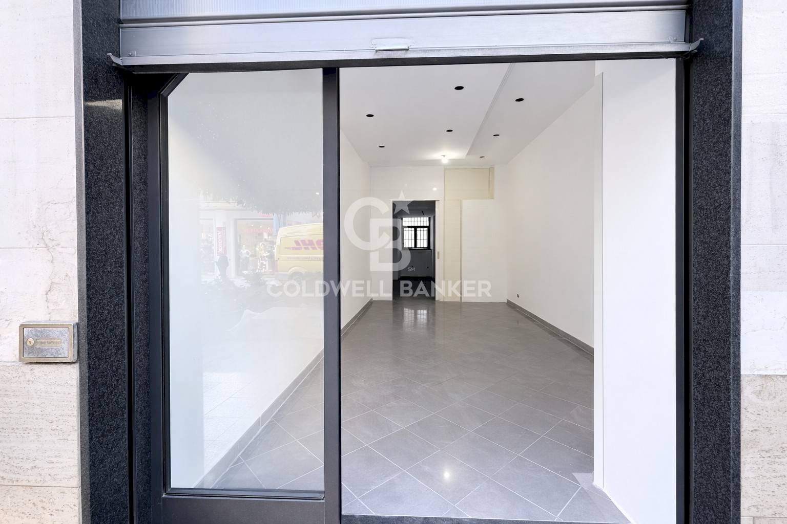 Foto 2 - Locale Commerciale Via Piave
30, Agropoli - foto 2