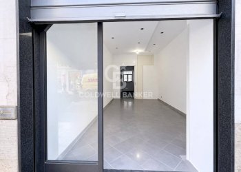 Foto 2 - Locale Commerciale Via Piave
 
30, Agropoli - foto 2