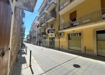 Foto 1 - Locale Commerciale Via Mazzini
 
8, Agropoli - foto 1