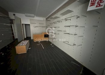 Foto 2 - Locale Commerciale Via Mazzini
 
12, Agropoli - foto 2