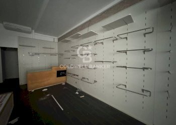 Foto 4 - Locale Commerciale Via Mazzini
 
12, Agropoli - foto 4