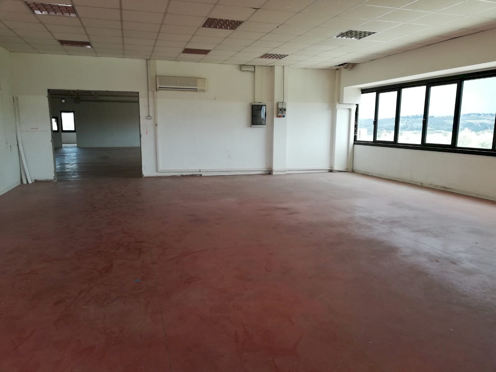 Foto 1 - Commercial Activity Montespertoli - photo 1