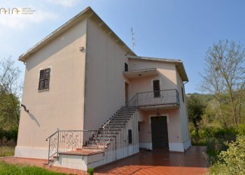 Foto 1 - Casa indipendente contrada Menocchia
 
46, Montefiore dell'Aso - foto 1