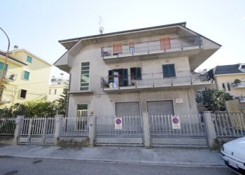 Foto 1 - Box Musone
 
30, San Benedetto del Tronto - photo 1