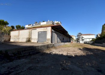 Foto 10 - Locale Commerciale Via Lauri
 
3, San Benedetto del Tronto - foto 9