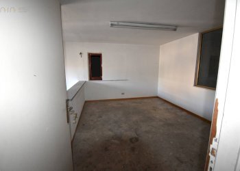 Foto 26 - Locale Commerciale Via Lauri
 
3, San Benedetto del Tronto - foto 25