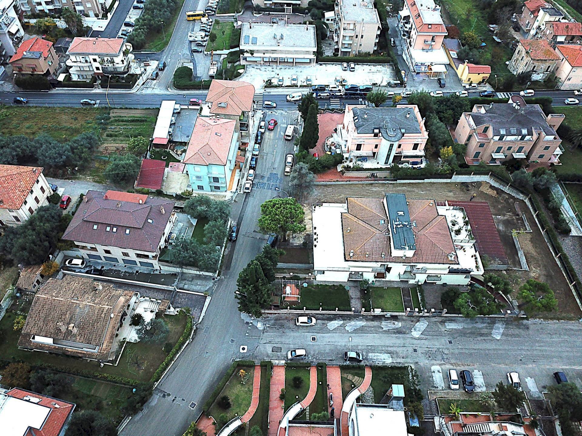 Foto 2 - Office Via Lauri
 
3, San Benedetto del Tronto - photo 2