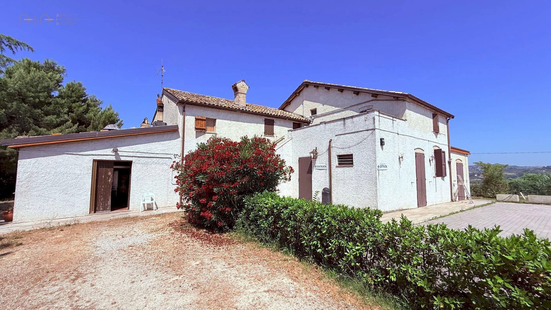 Foto 1 - Rustico Contrada Tronto
 
snc, Ancarano - foto 1