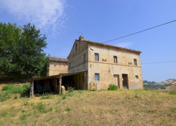 Foto 1 - Rustico Monterubbiano - foto 1