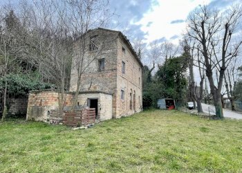 Foto 3 - Rustico VIA G. LEOPARDI
 
21, Montappone - foto 3