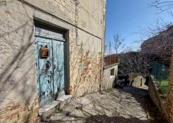 Foto 13 - Independent house Via Francesco Bruni
 
10, Ripatransone - photo 13