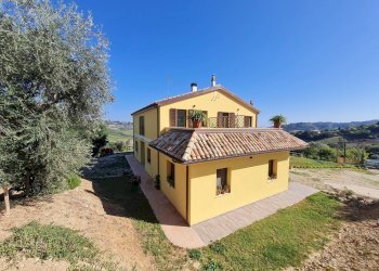 Foto 39 - Rustico Contrada San Michele
 
17, Ripatransone - foto 39