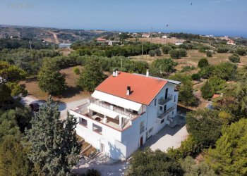 Foto 2 - Villa Contrada Sant'Andrea
 
80, Cupra Marittima - foto 2