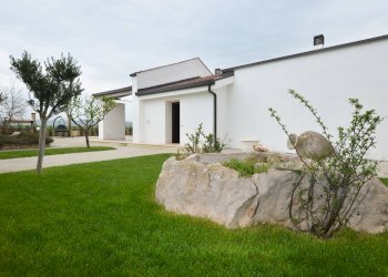 ESTERNO - Villa C.da Lama Cipriani
 
snc, Gravina in Puglia - foto 36