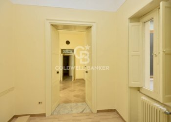 Foto 6 - Stabile - Palazzo Piazza Sedile San Marco
 
9, Trani - foto 6