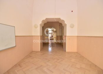 Foto 11 - Stabile - Palazzo Piazza Sedile San Marco
 
9, Trani - foto 11