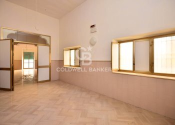 Foto 15 - Stabile - Palazzo Piazza Sedile San Marco
 
9, Trani - foto 15