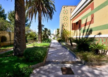 Prospetto laterale - Villa VIA NAPOLI
 
7, Bari - foto 22