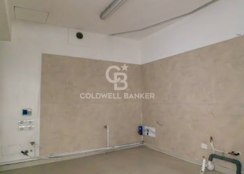 Foto 15 - Commercial Premises Via Pasubio
 
38, Andria - photo 15