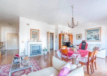 Foto 7 - Attico Via  Tenente Gaetano Devitofrancesco
 
4, Bari - foto 7