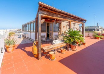 Foto 34 - Attico Via  Tenente Gaetano Devitofrancesco
 
4, Bari - foto 34