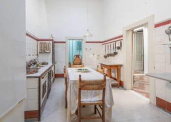 Foto 18 - Stabile - Palazzo Piazza Umberto I
 
13, Rutigliano - foto 18