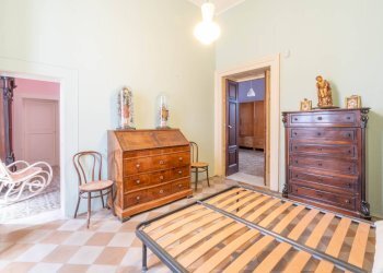 Foto 46 - Stabile - Palazzo Piazza Umberto I
 
13, Rutigliano - foto 46