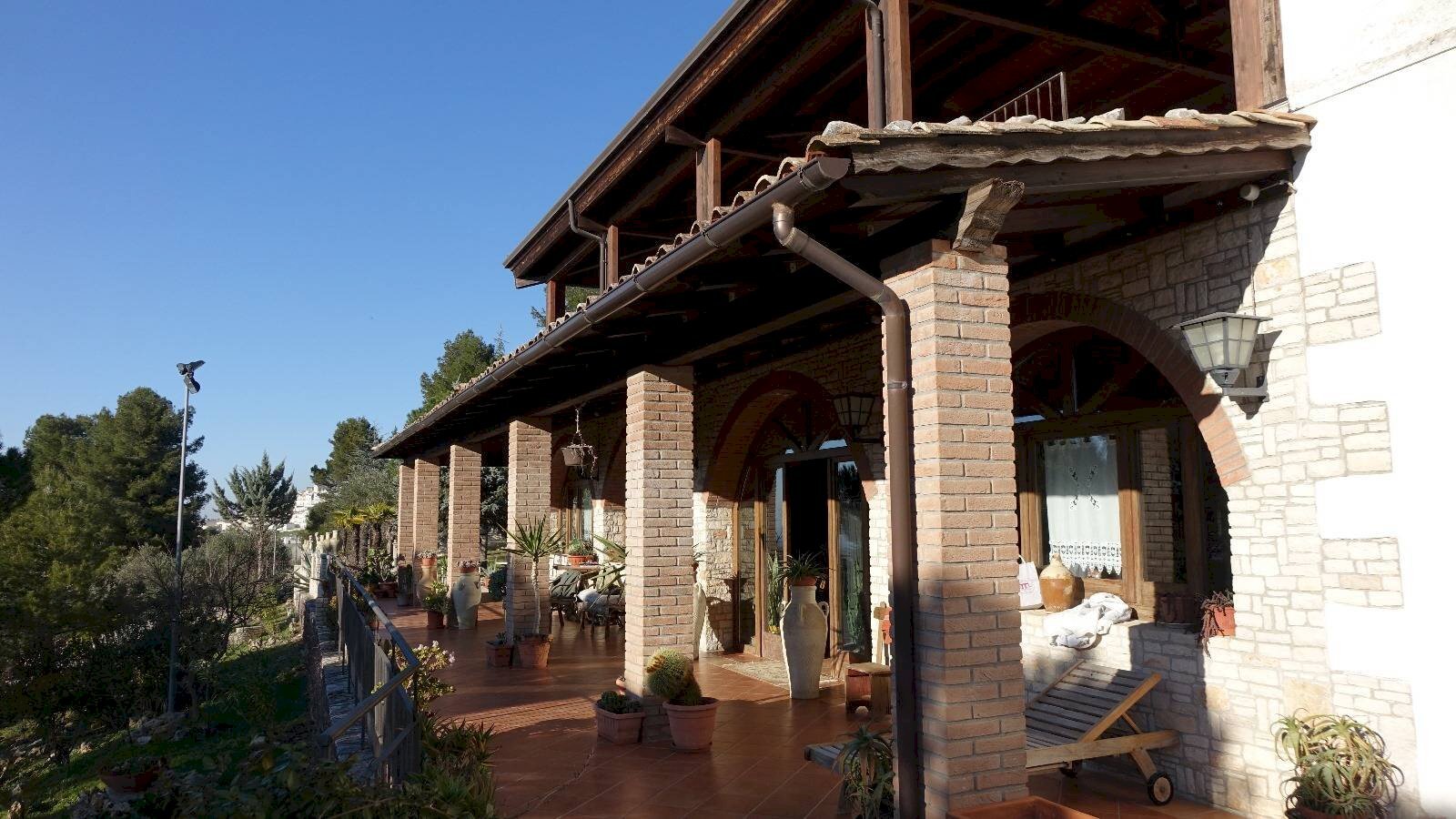 Foto 1 - Villa Via Vecchia Gravina
 
Sc, Minervino Murge - foto 1