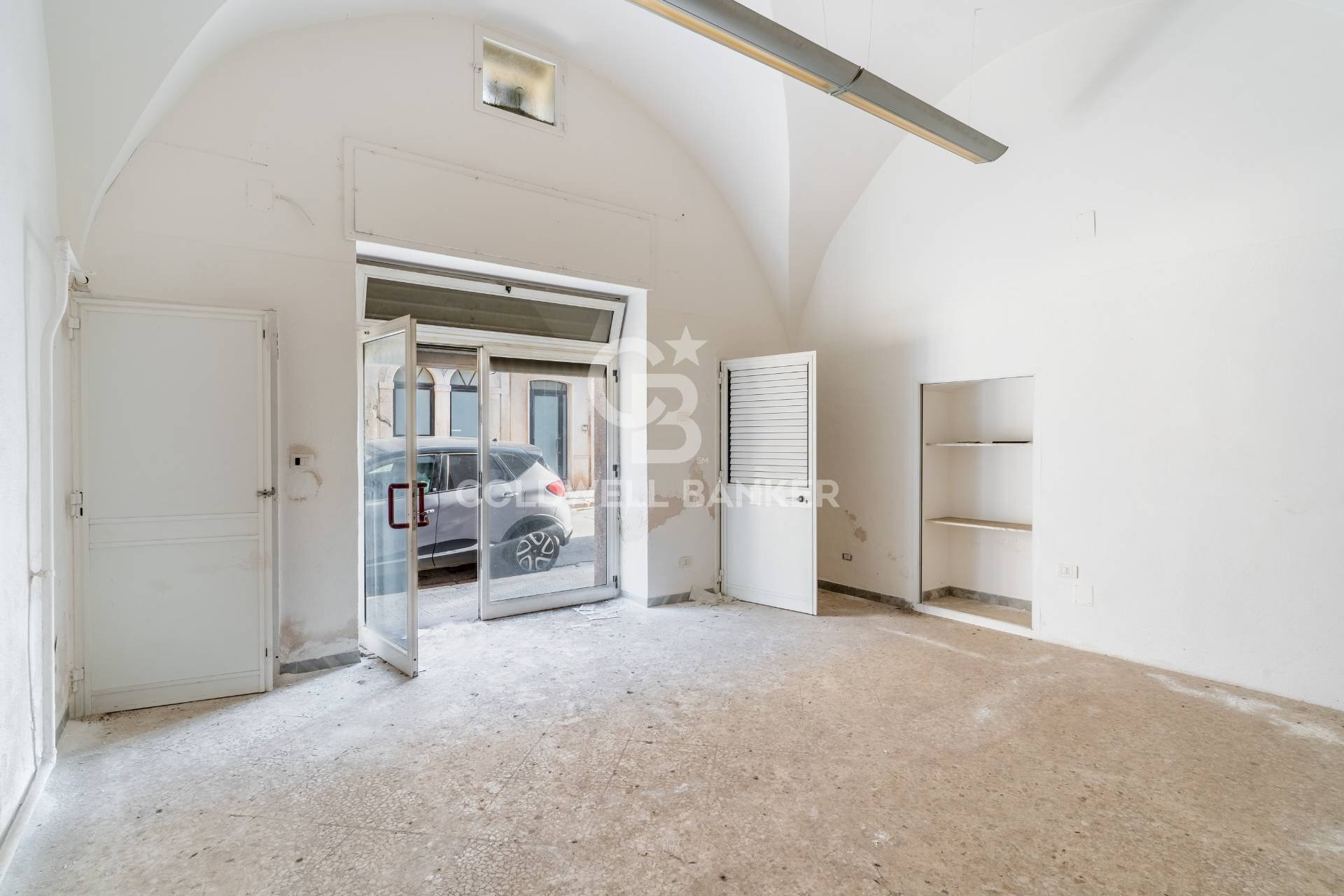 Foto 1 - Locale Commerciale Via Manzoni
 
11, Mola di Bari - foto 1