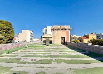 Foto 22 - Villa Corso Umberto I
 
39, Bari - photo 22