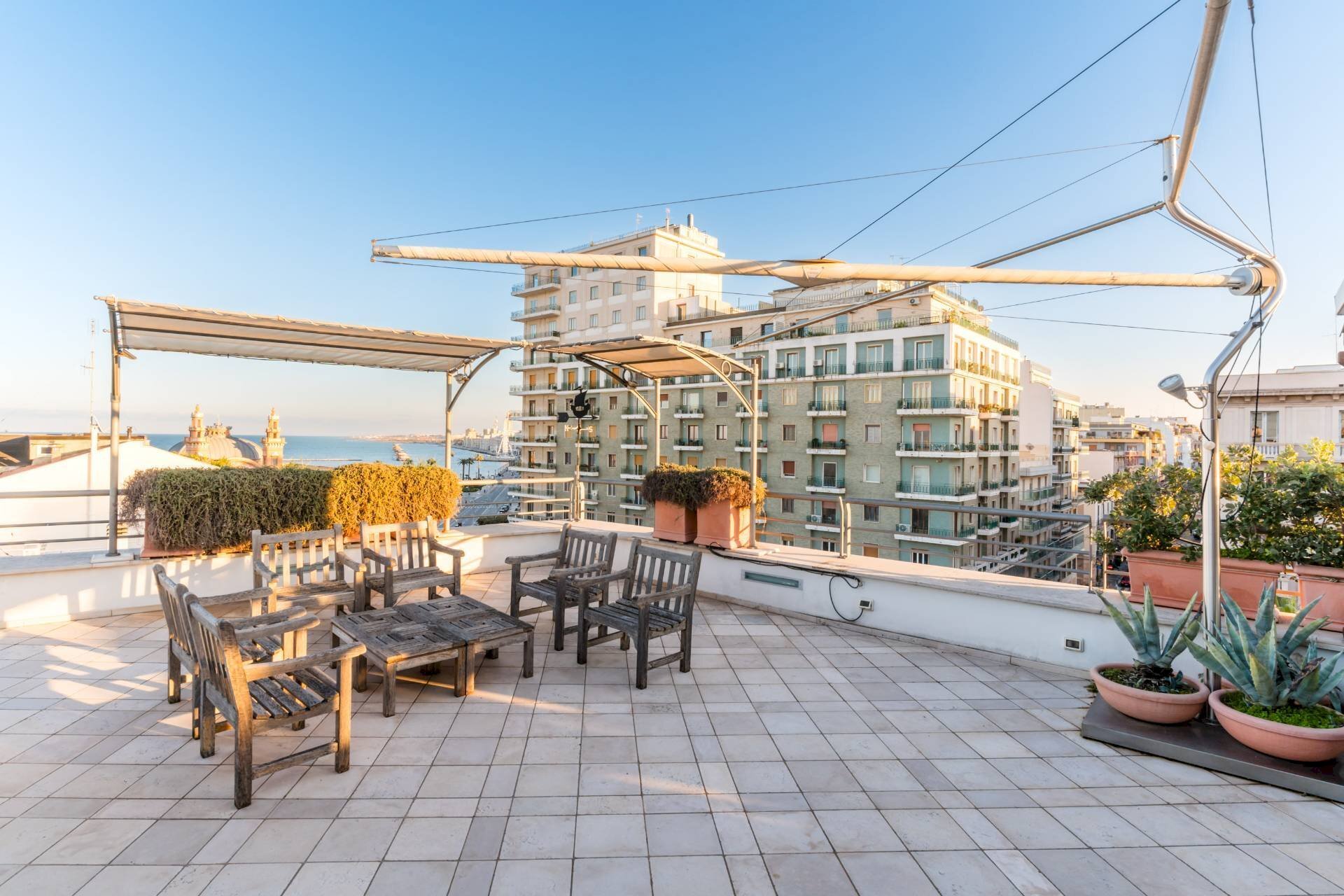 Foto 3 - Stable - Palace Corso Vittorio Emanuele II
27, Bari - photo 3