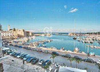 Foto 2 - Bilocale Via Statuti Marittimi
 
24, Trani - foto 2