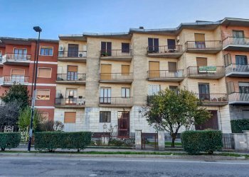 Foto 1 - Quadrilocale Viale Italia
 
33, Leini - foto 1