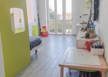 Foto 15 - Quadrilocale Viale Italia
 
33, Leini - foto 15