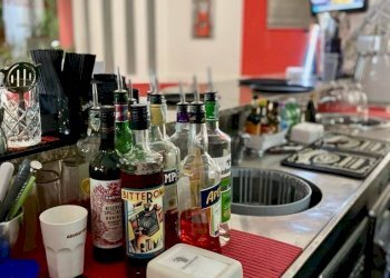 Foto 5 - Bar Tavola Calda - Fredda Baja Sardinia - Via dei Pini, Arzachena - foto 5