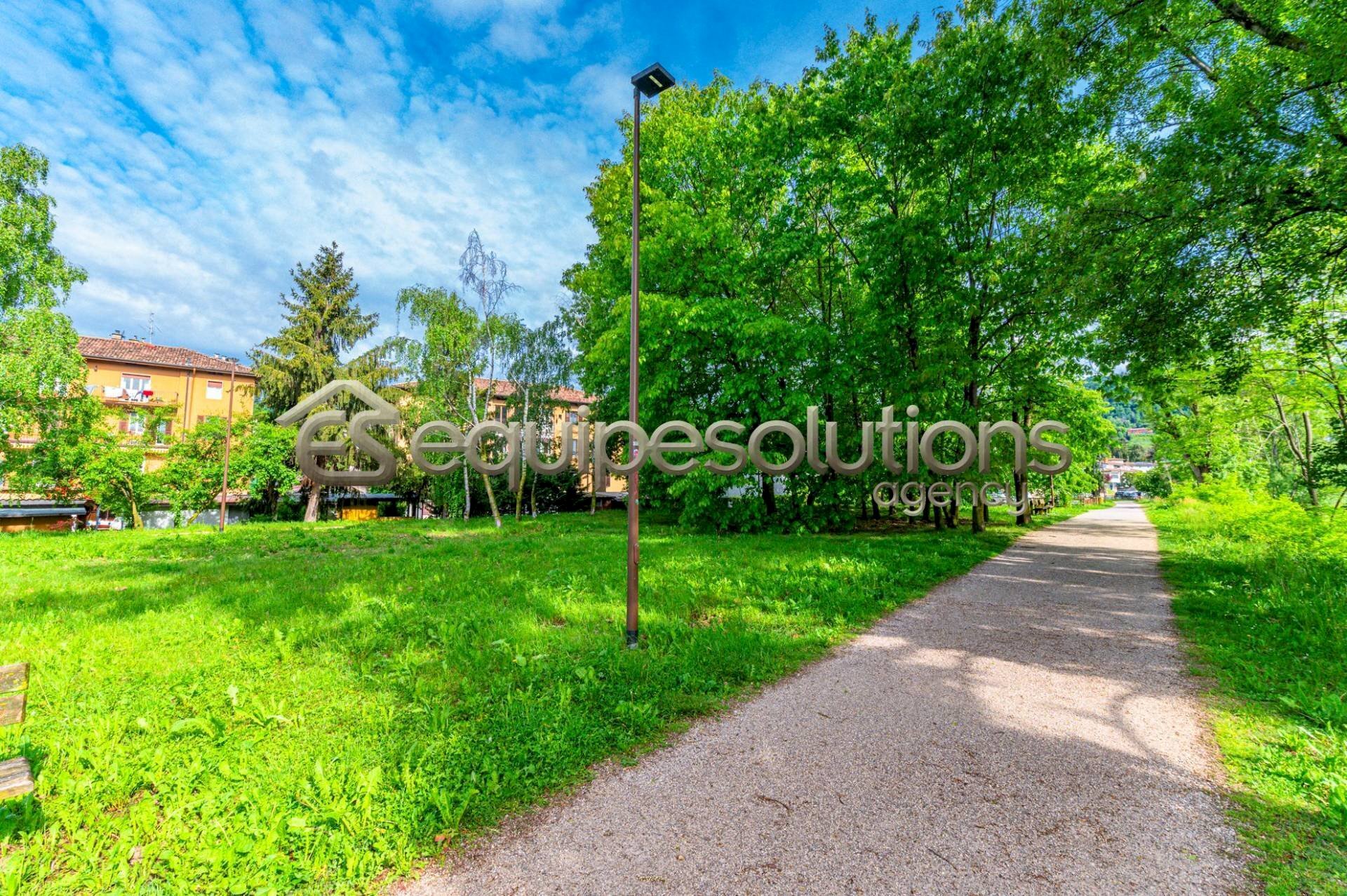 Foto 2 - Commercial Premises Via Guglielmo d'Alzano, Alzano Lombardo - photo 2