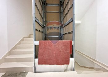 Scale - Appartamento Afragola - foto 8