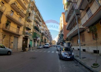 Edificio all\'aperto - Trilocale via Filippo Palizzi
 
39, Casavatore - foto 4